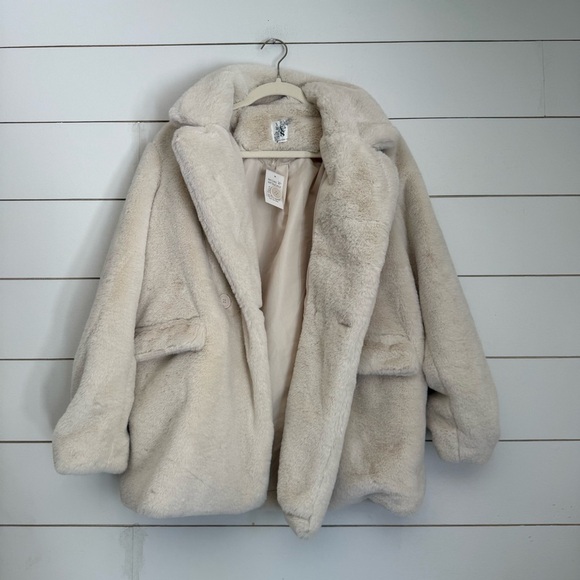 NWOT Altar’d state faux fur coat - Picture 6 of 13